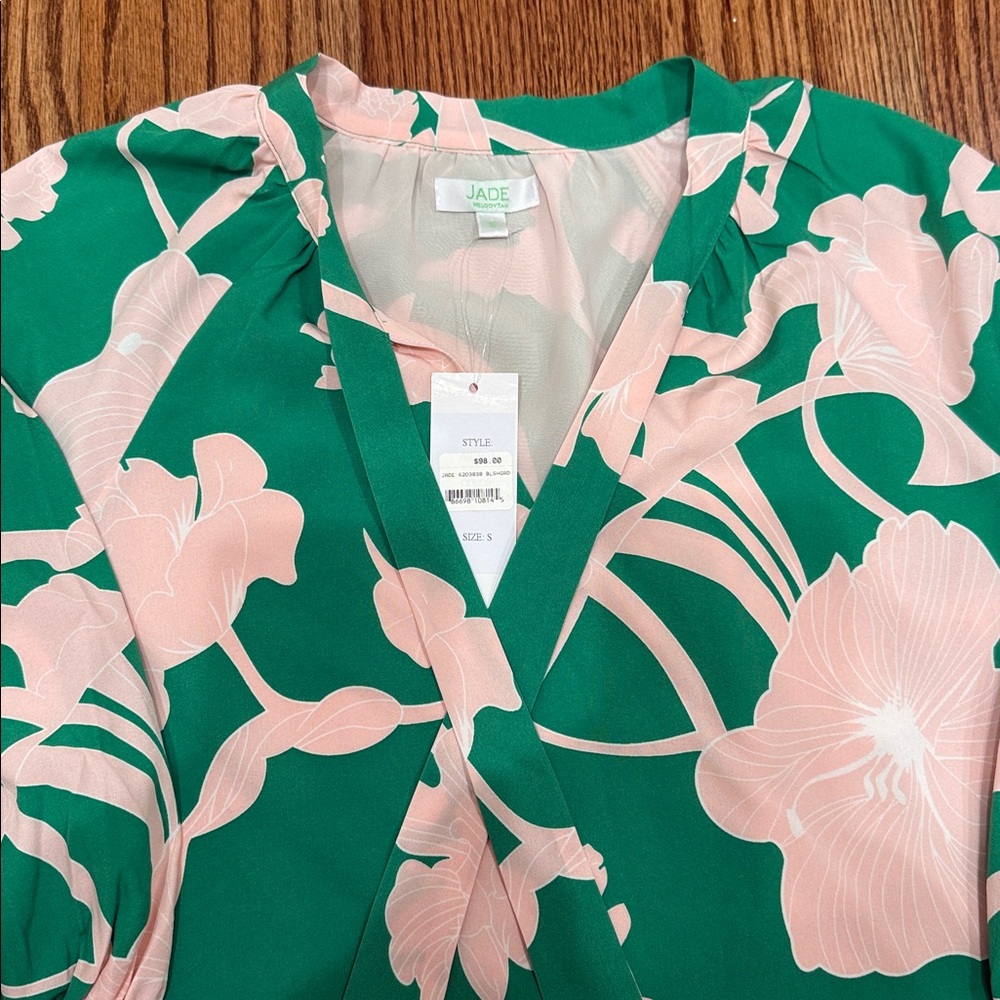 Jade Melody Tam Kelly Green and Pink Floral Blouse, S - Picture 3 of 12